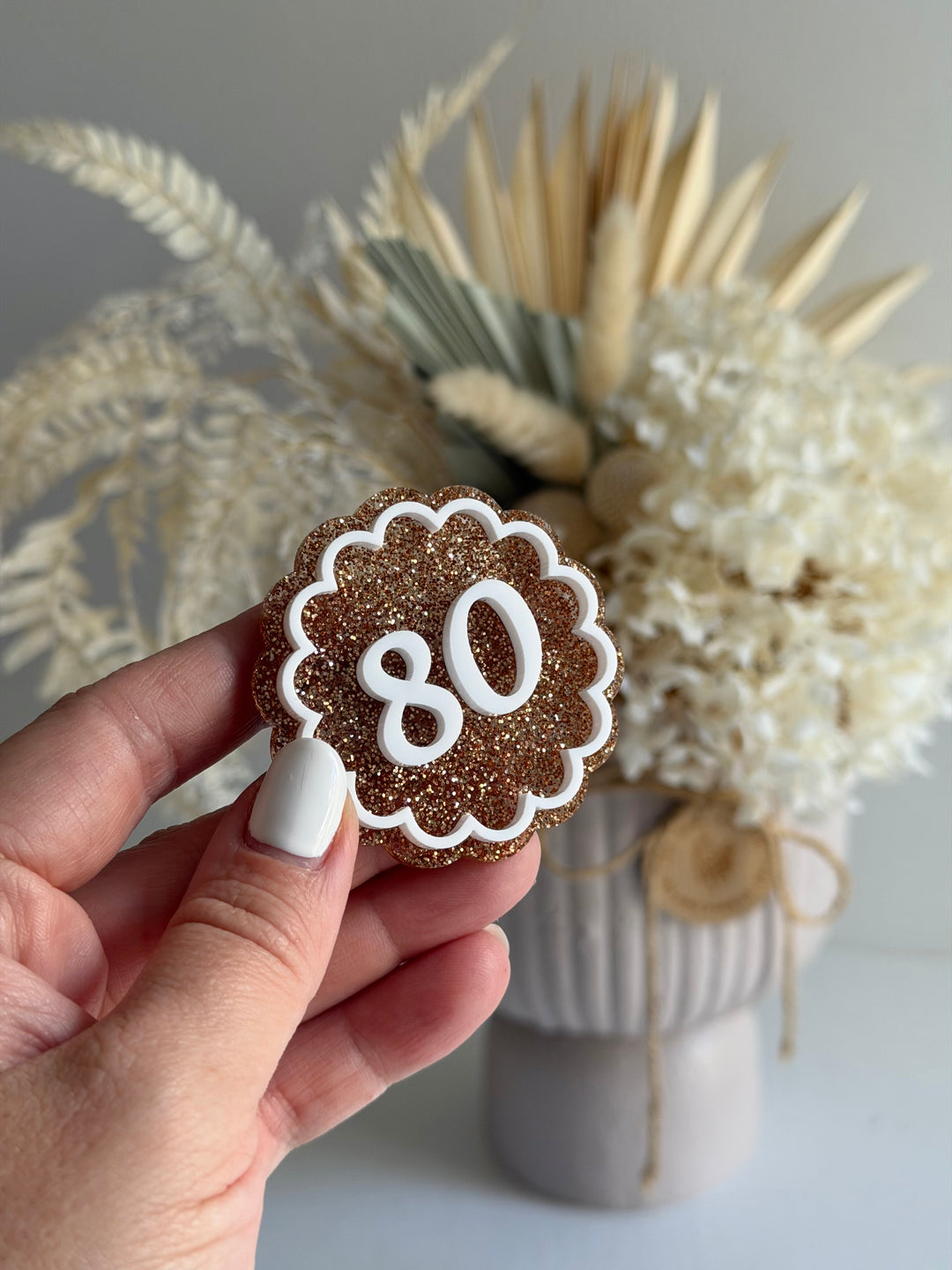 Scalloped Birthday Badge