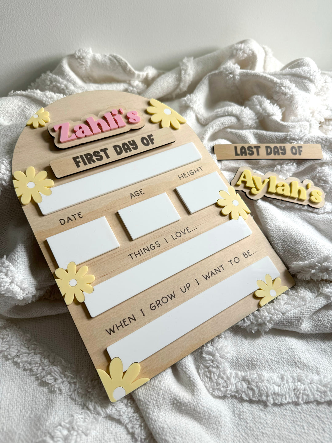 First/Last Day Board - Wooden Board with Daisies