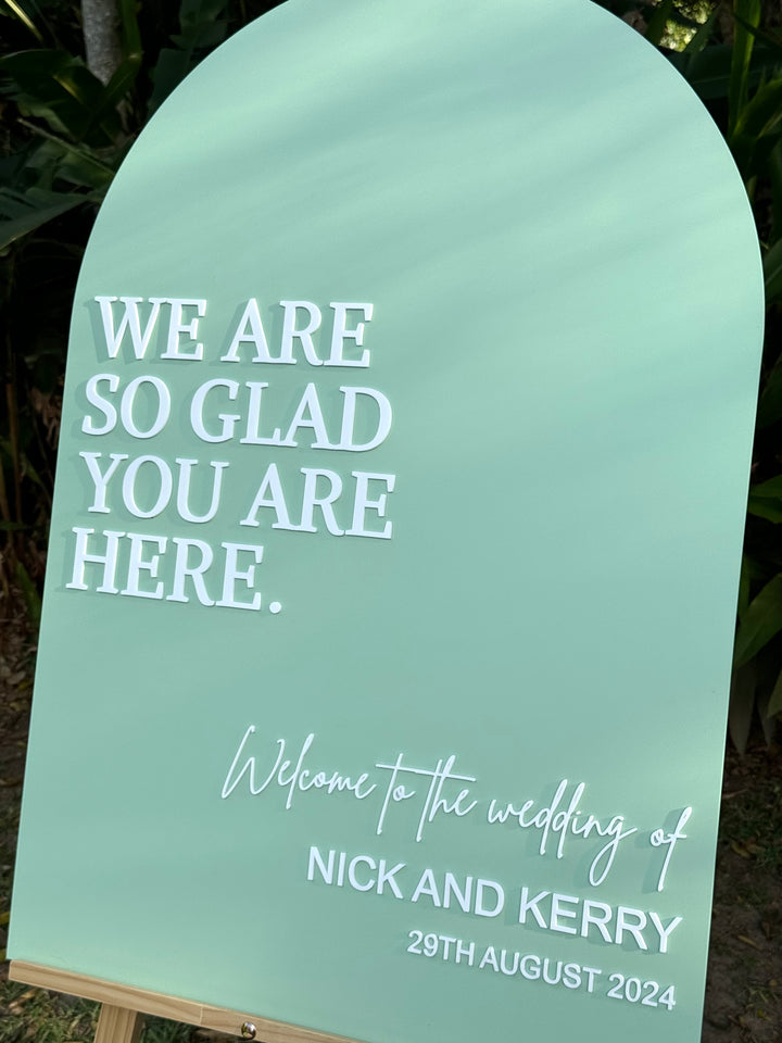 Acrylic Arch Welcome Sign - We Are So Glad You Are Here