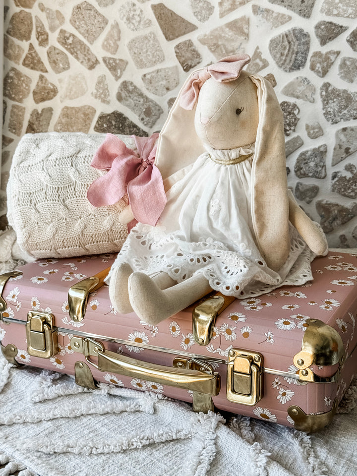 Mummy Broderie Bunny