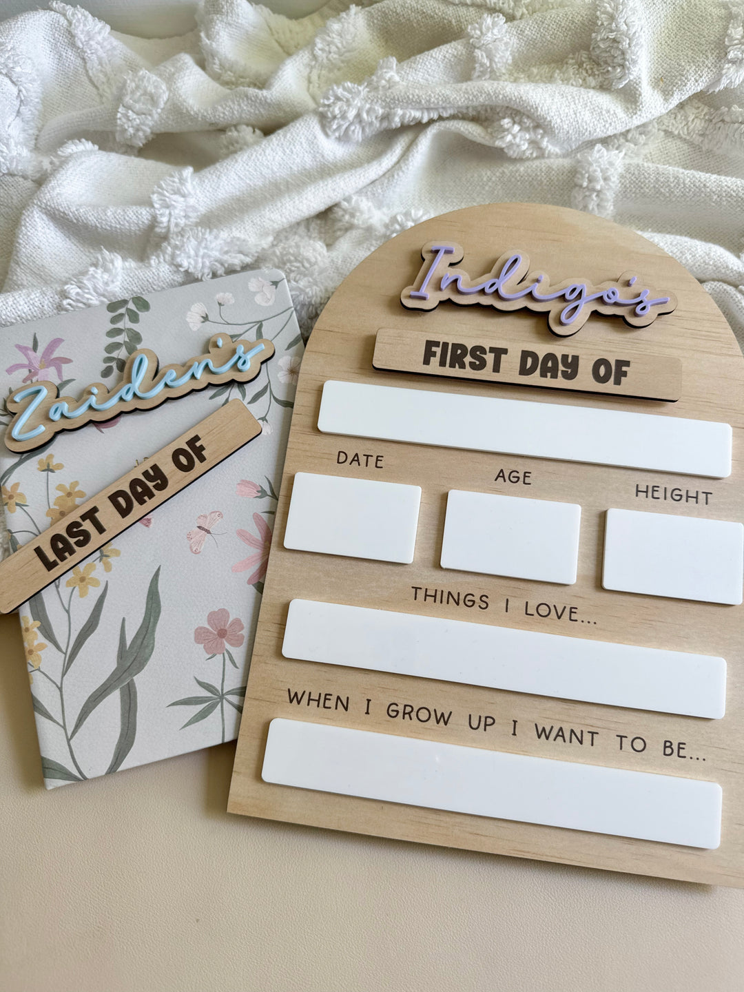 First/Last Day Board - Arch with Script Text