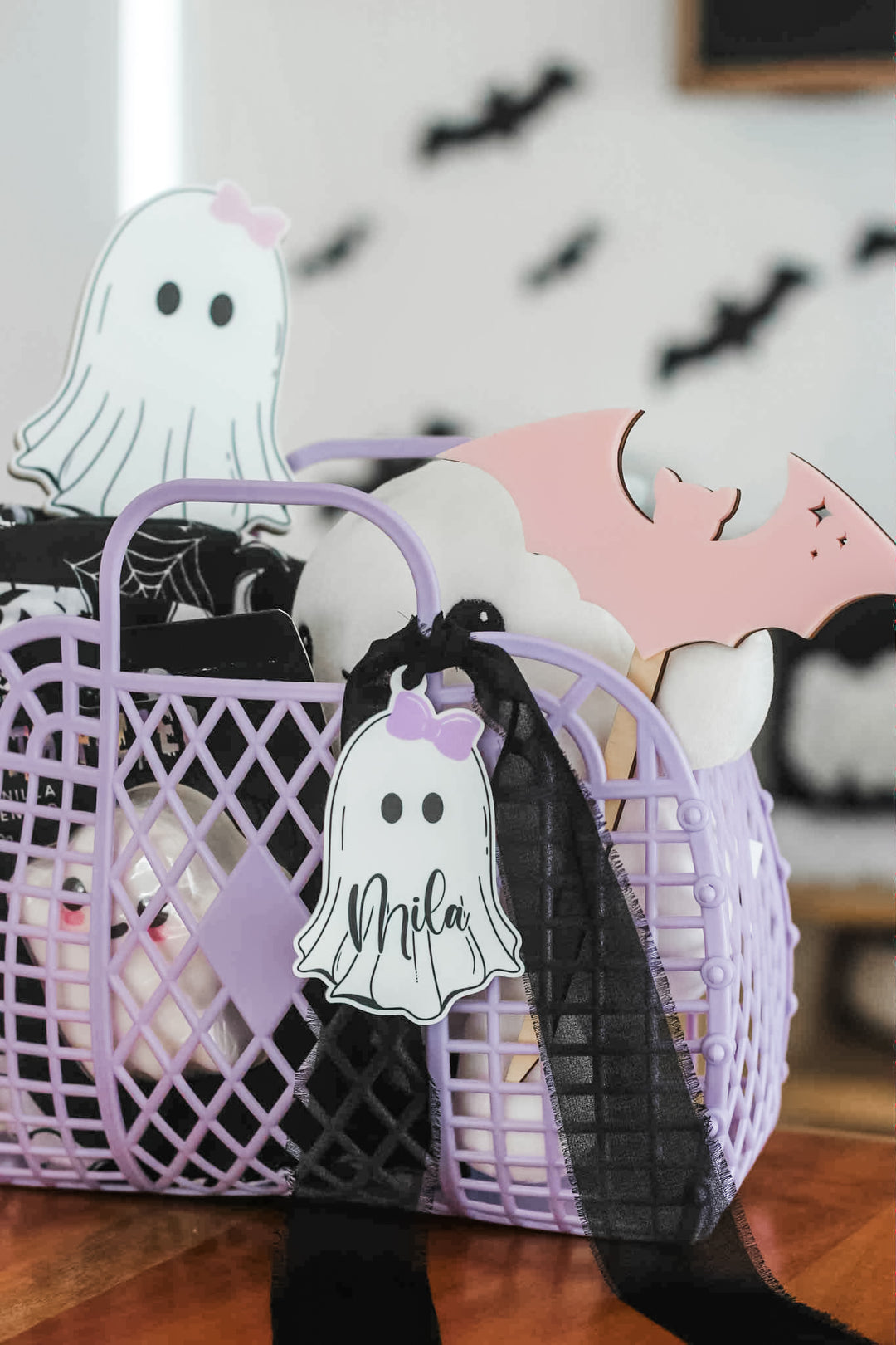 Acrylic Halloween Ghost Tag