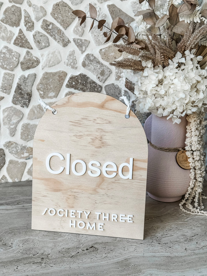 Open/ Closed Sign