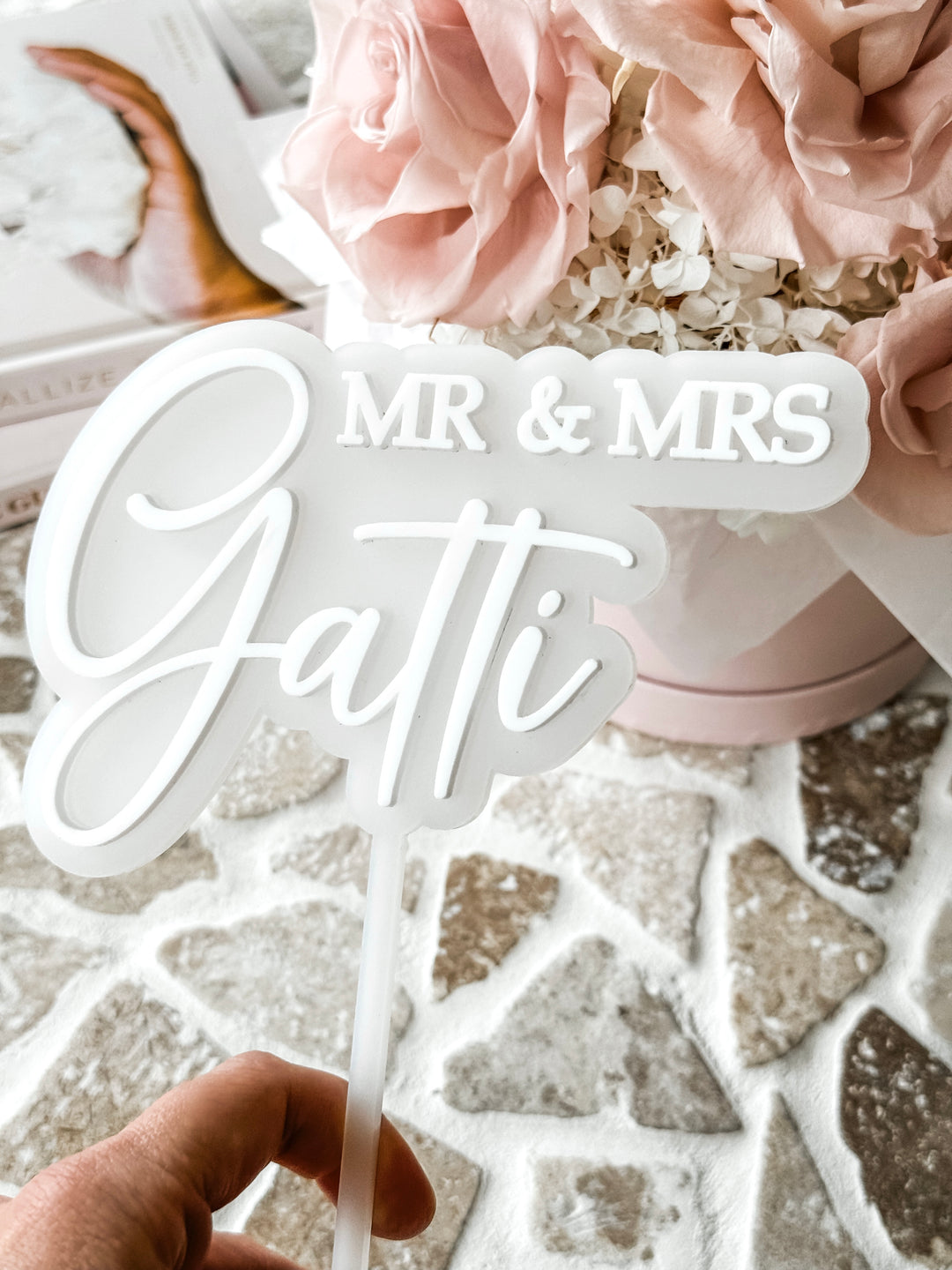 Mr & Mrs Acrylic Cake Topper - Style 02