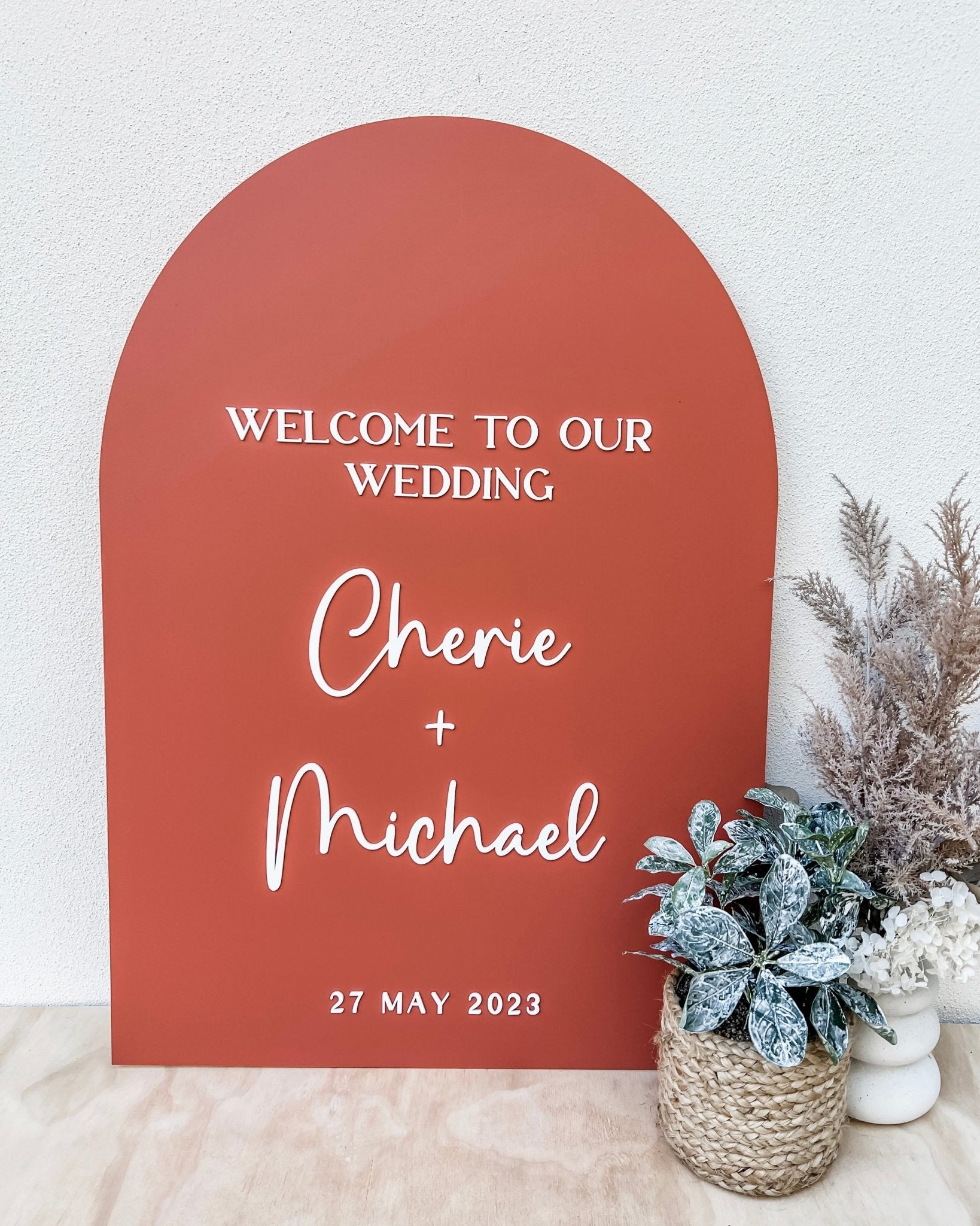 Acrylic Arch Welcome Sign - Style 3 – The Humble Gift Co.