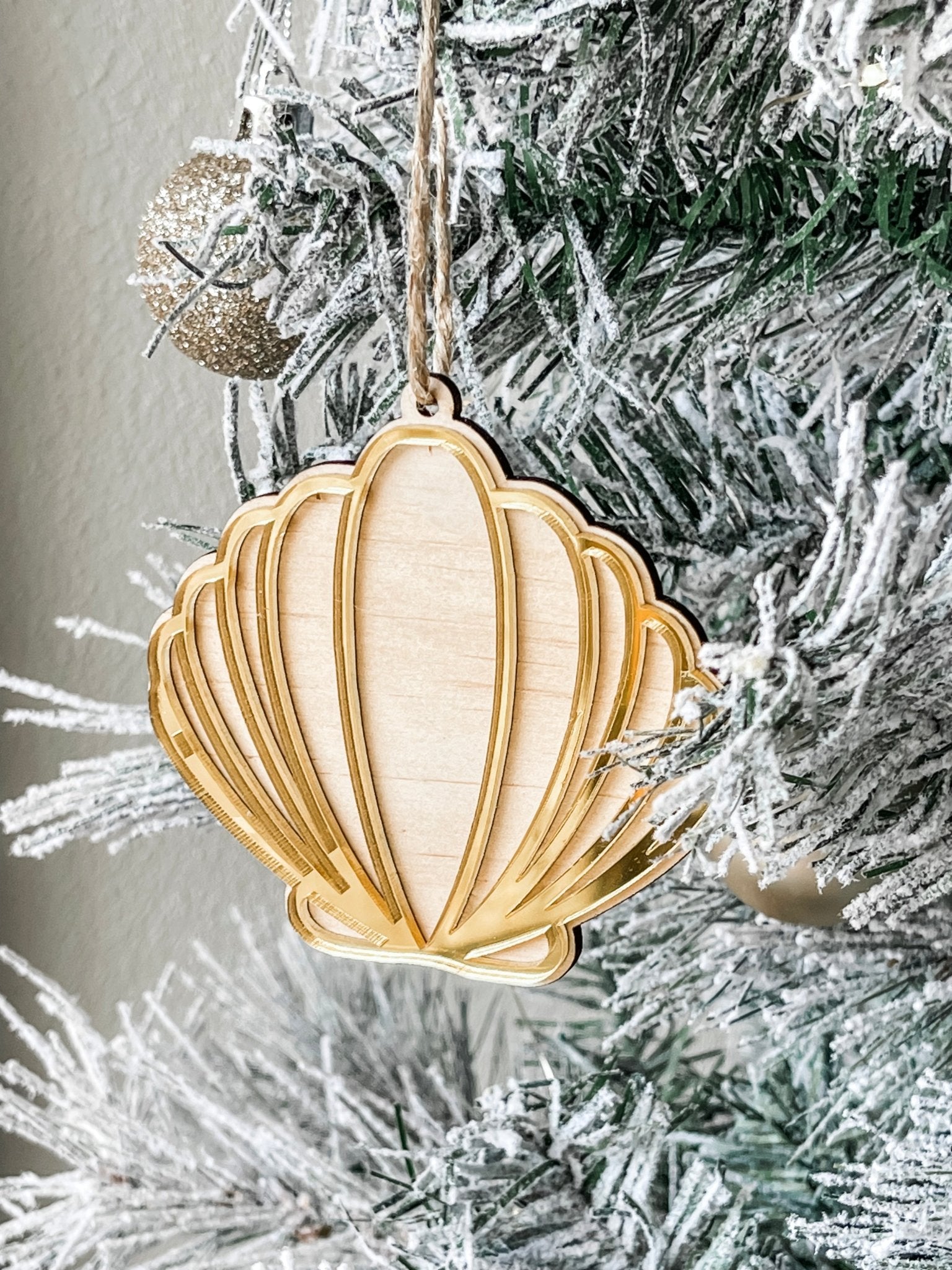 Beach Ornament - Golden Clam Shell - The Humble Gift Co.
