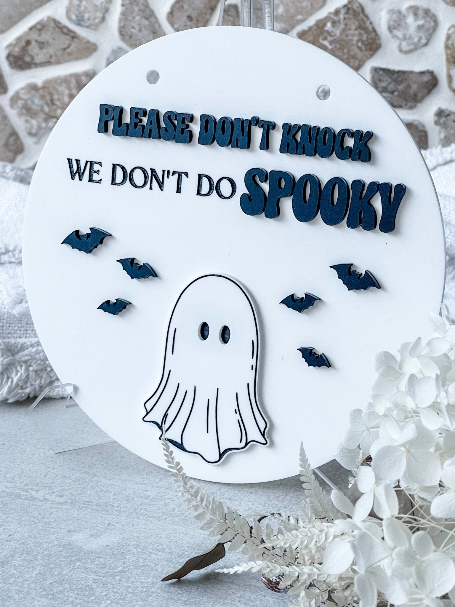 Halloween Door Sign - We Don't Do Spooky - The Humble Gift Co.