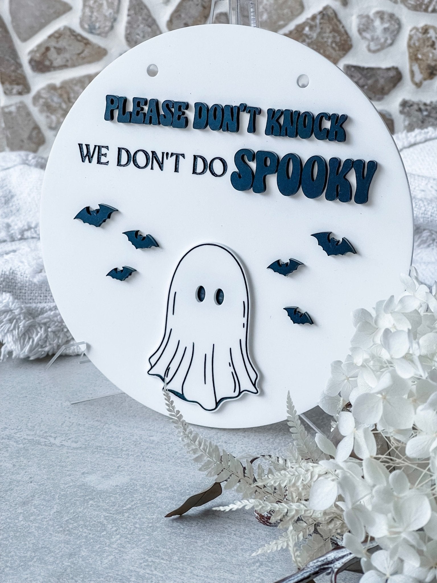 Halloween Door Sign - We Don't Do Spooky - The Humble Gift Co.