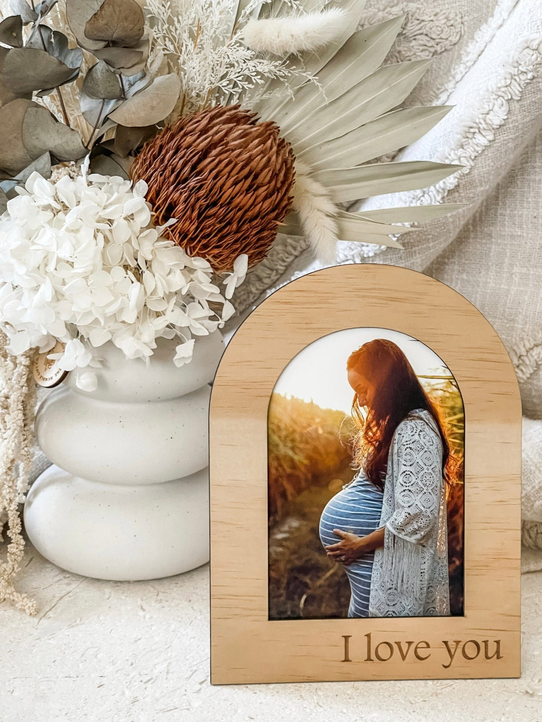 'I love you' Arch Picture Frame - The Humble Gift Co.