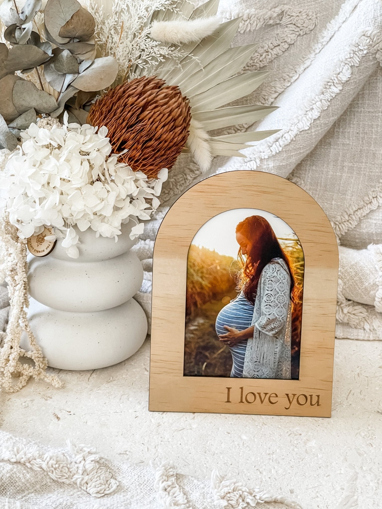 'I love you' Arch Picture Frame - The Humble Gift Co.