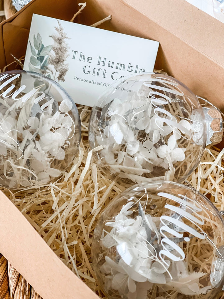 Personalised Flower Baubles - The Humble Gift Co.