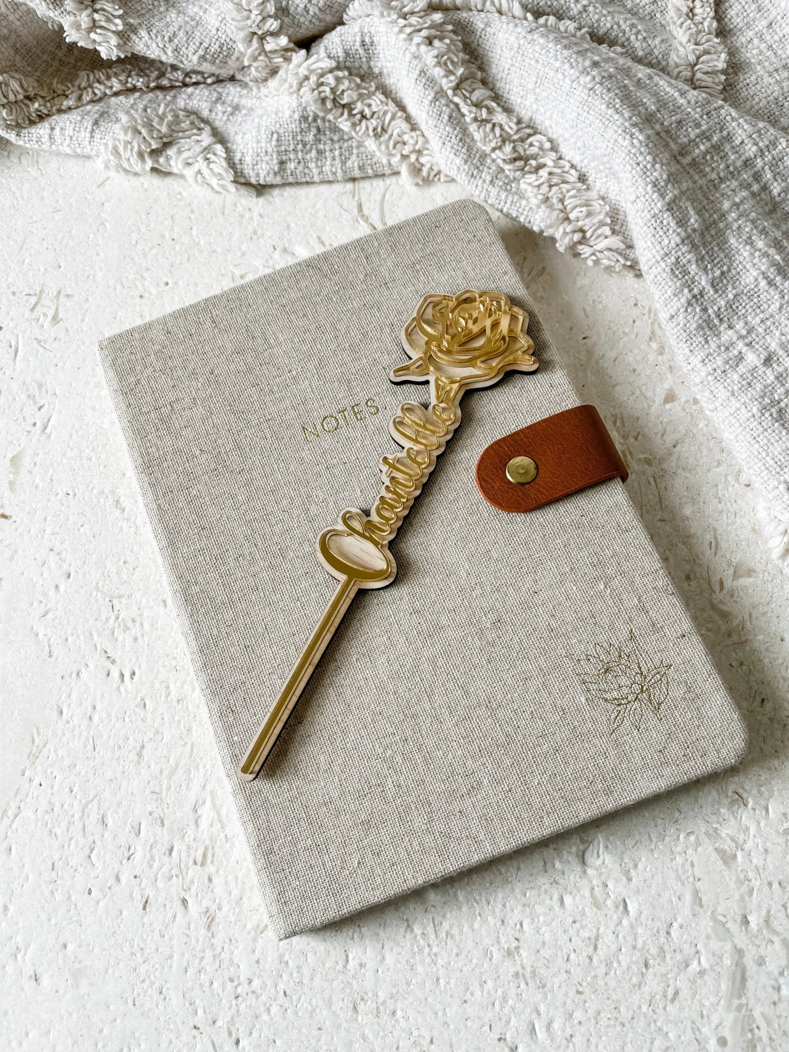 Personalized Gift Rosa Personalised Rose with Name | Wooden Rose Decor – The Humble Gift Co.