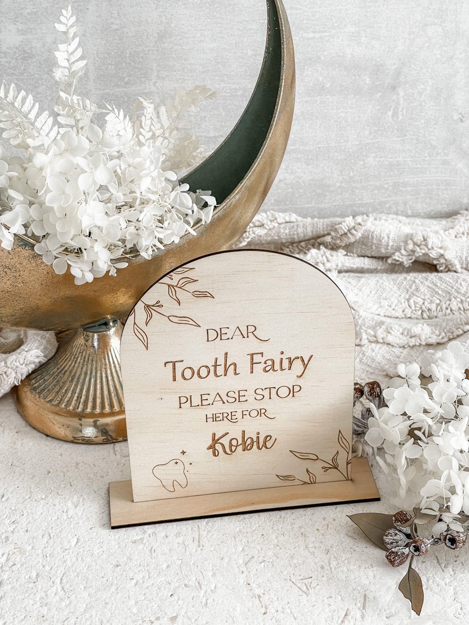 Personalised Tooth Fairy Sign with Tooth Image - The Humble Gift Co.