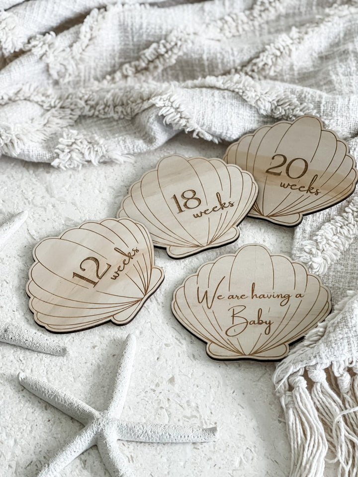 Pregnancy Milestone Discs - Clam Shell Shape - The Humble Gift Co.