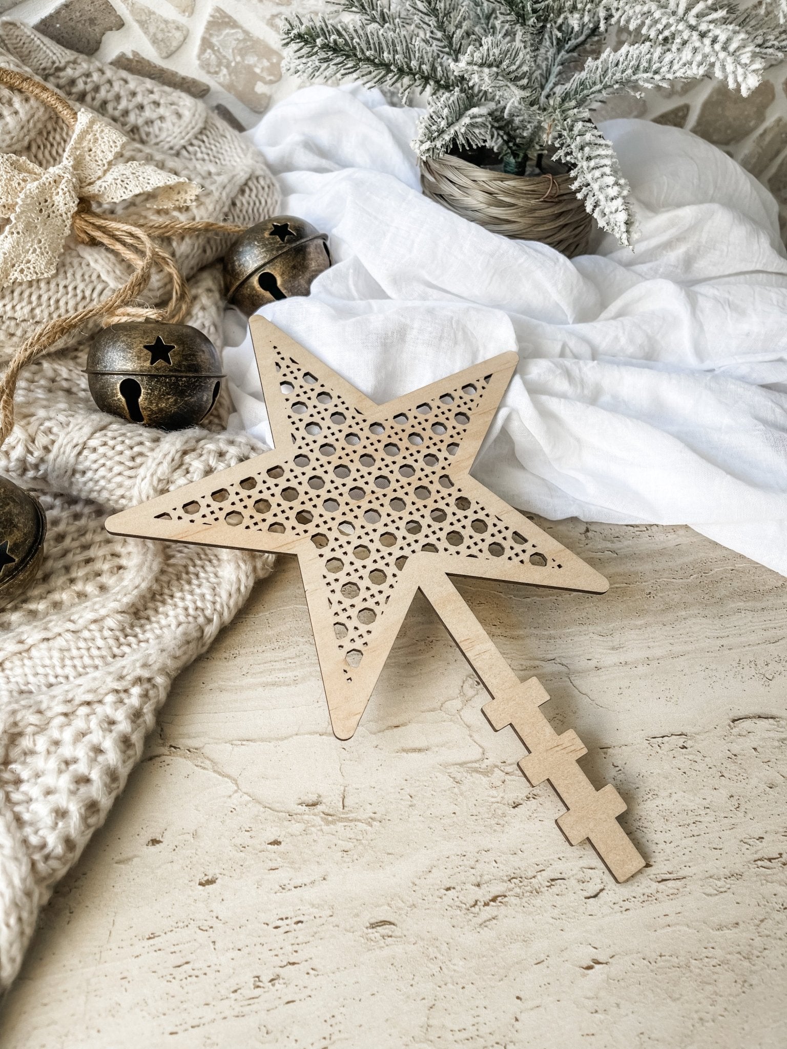 Rattan Star Tree Topper - The Humble Gift Co.