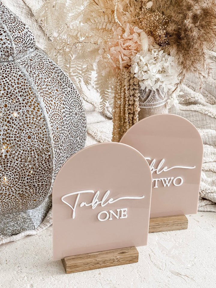 Swift Script Arched Acrylic Table Numbers - The Humble Gift Co.